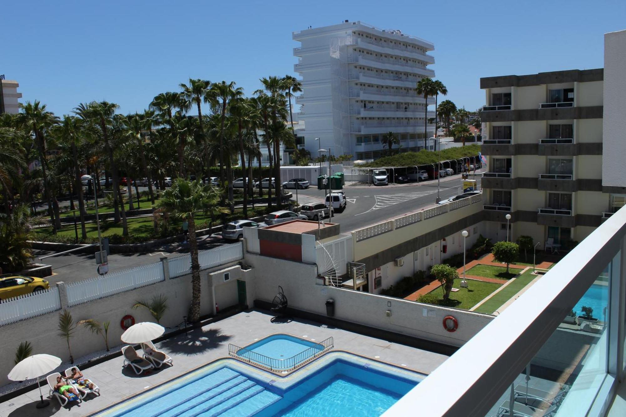 Apartamentos Fayna Playa del Ingles  Ruang foto